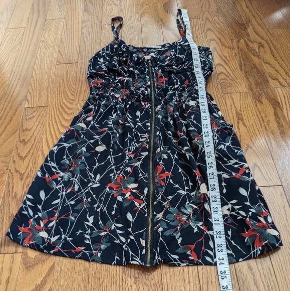 XTAREN Black Red Floral Zip Mini Dress Pockets Size XS Small - Picture 3 of 6